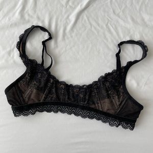 Very Sexy Victoria’s Secret Lace Bra XS